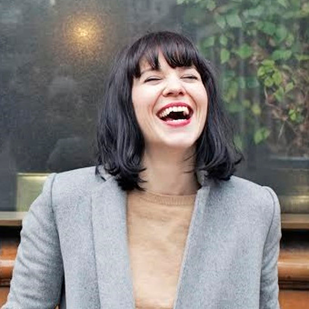 Episode 86: Don't Buy Her Flowers Special with Steph Douglas