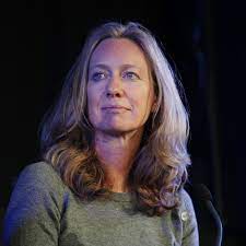 Episode 124: Mumsnet Founder Justine Roberts